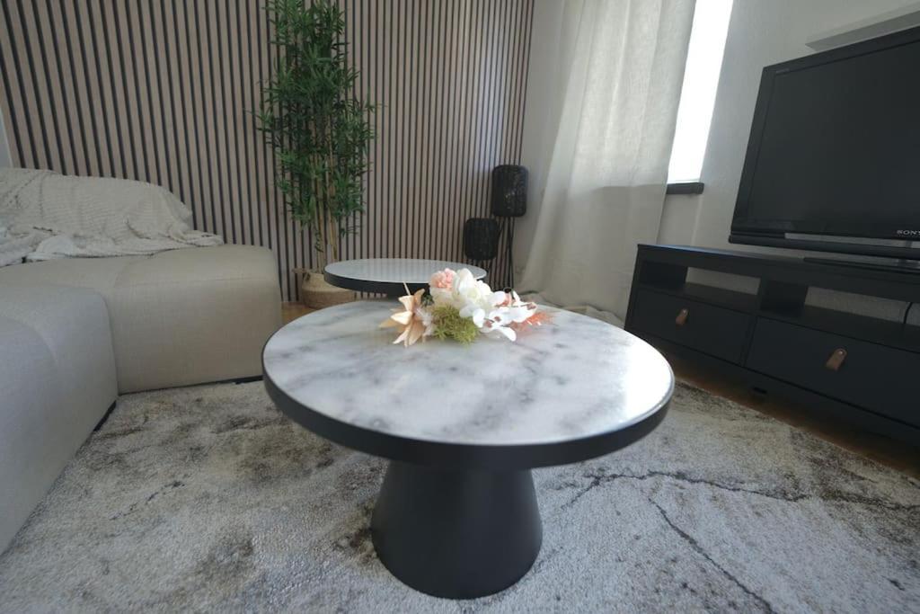 Cosy,Stylish & Big Apartment In The Heart Of City Рованиеми Экстерьер фото